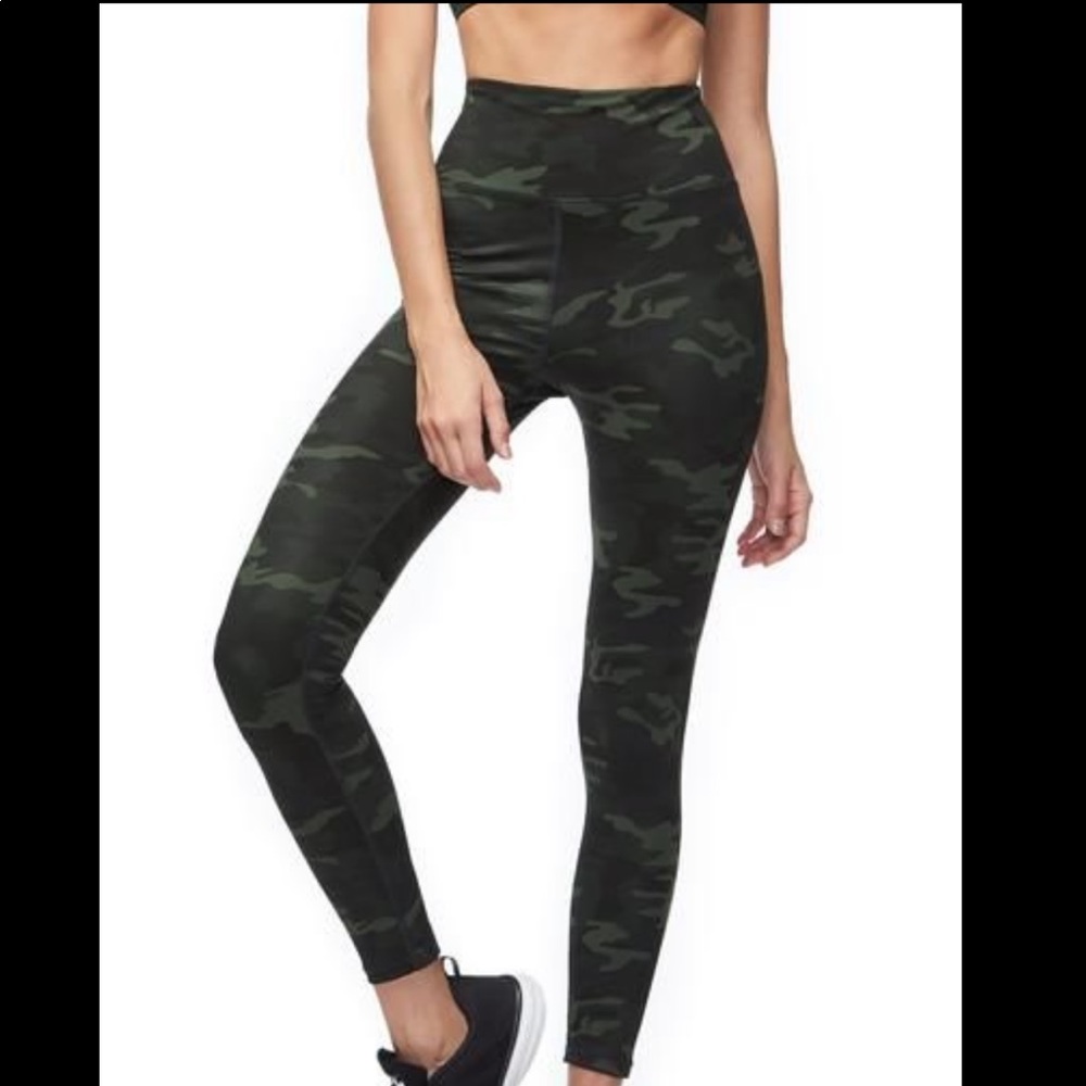 Good American Camo Leggings